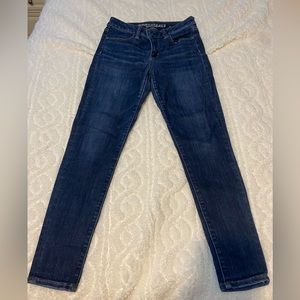American Eagle jeans size 4